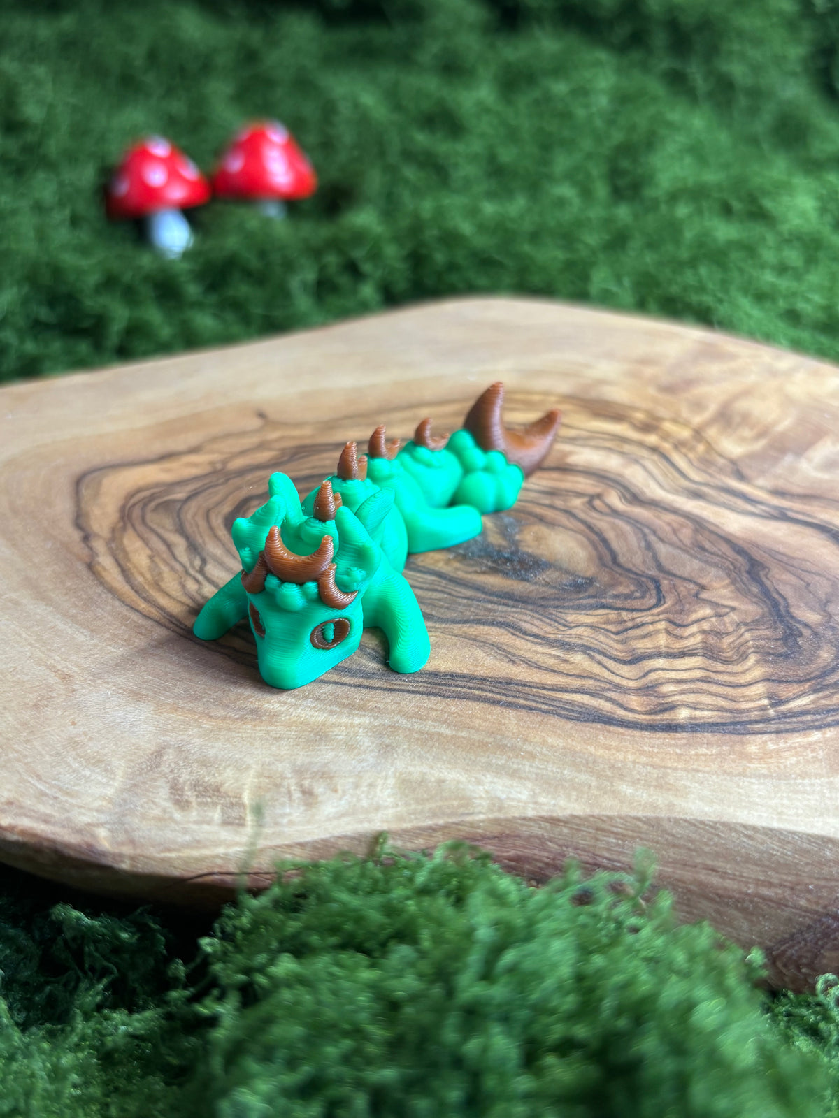 🌙 Tiny Moonhorn Dragon Articulated Fidget
