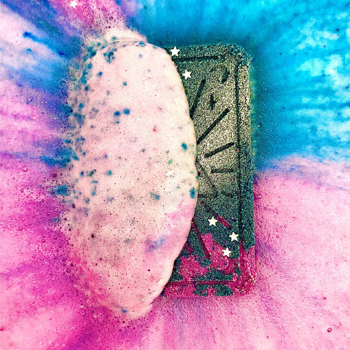 Madame Zola Fortune Teller - Bath Bomb